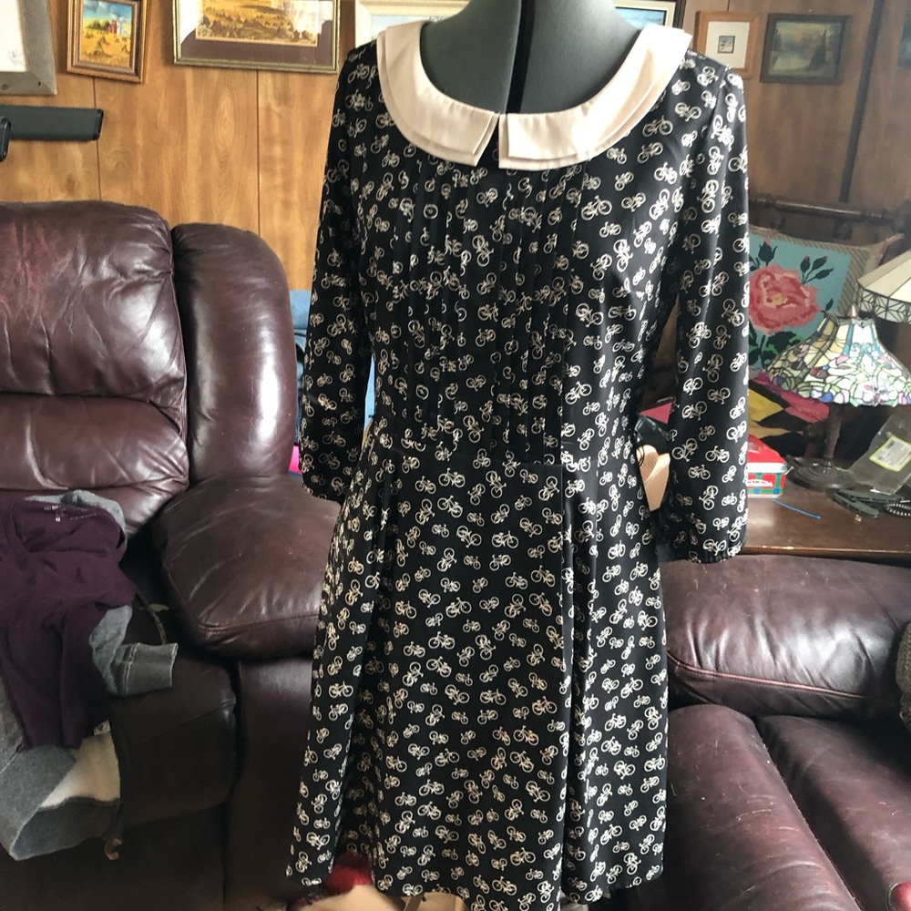 Jessica Simpson Dress - Picture 2 of 5